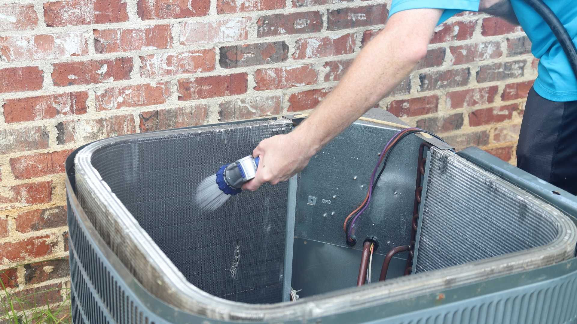 Heat pump maintenance service